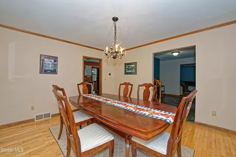 8 Raspberry Dr, Malta, NY 12020 photo 20