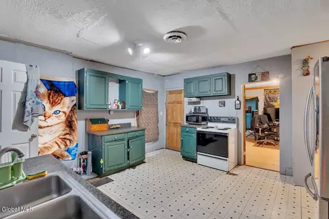 Entry Way - 5009 State Route 40, Argyle, NY 12809 photo 1 of 1