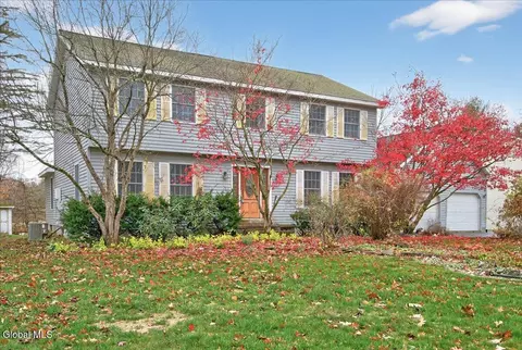 3067 New Williamsburg Dr, Schenectady, NY 12303