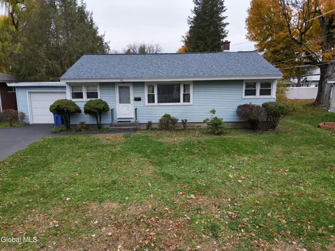 107 Fairview Ave, Albany, NY 12208
