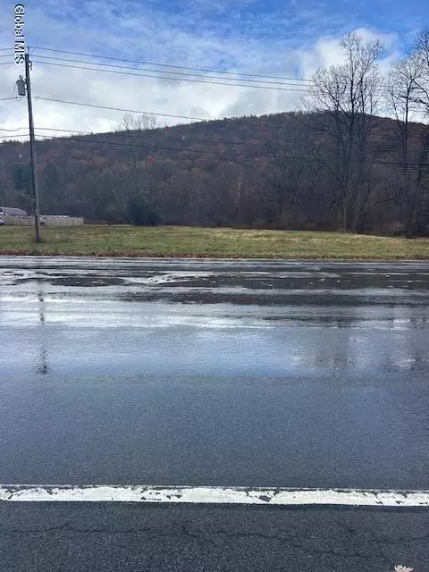 6610 Amsterdam Rd, Glenville, NY 12302
