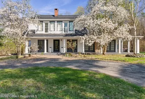 1659 Route 212, Saugerties, NY 12477