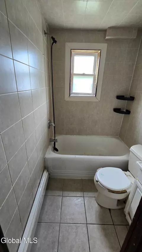 Bath - 1617 Fourth Ave, Schenectady, NY 12303 photo 2 of 2