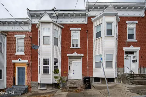 67 Ingalls Ave, Troy, NY 12180