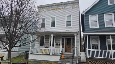 2340 17th St, Troy, NY 12180