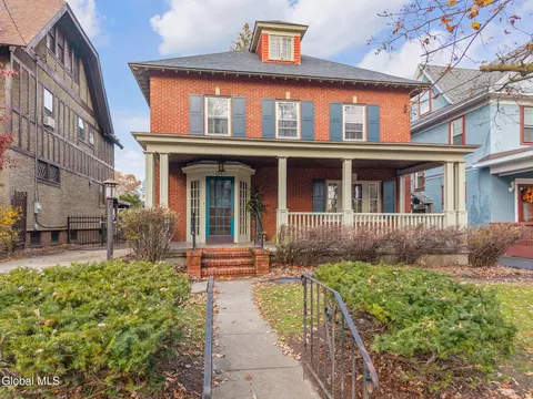 1347 Union St, Schenectady, NY 12308