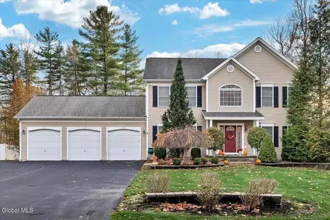2 Carpenter Way, Clifton Park, NY 12065