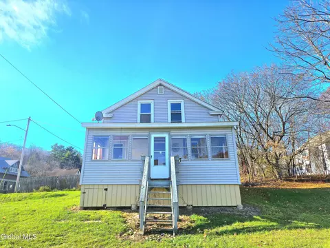 1 Brookdale Ave, Whitehall, NY 12887