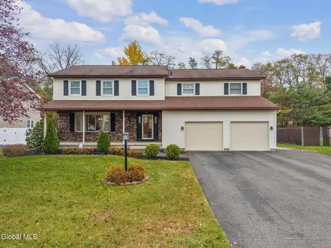 1104 Mckinley Ave, Schenectady, NY 12303