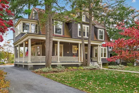 1204 Rugby Rd, Schenectady, NY 12308