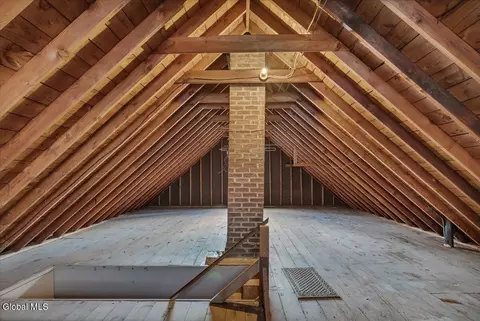 1157 Mcclellan St, Schenectady, NY 12309 photo 26
