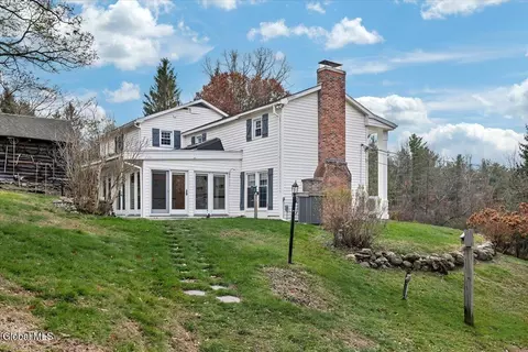 Exterior - 424 Gower Rd, Schenectady, NY 12302 photo 14 of 19