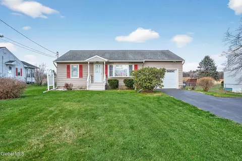 1399 Van Hoesen Rd, Castleton On Hudson, NY 12033