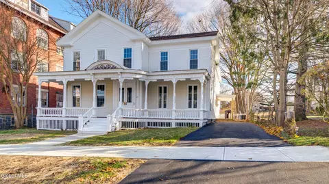 112 S Market St, Johnstown, NY 12095