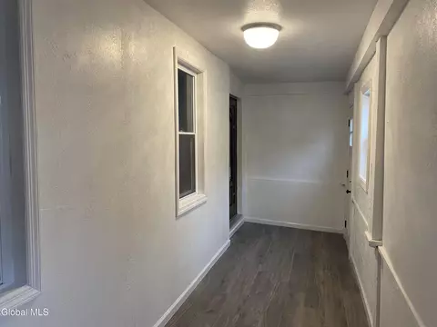 Entry Way - 1084 Webster St, Schenectady, NY 12303 photo 2 of 7