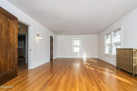 Bedroom - 815 Wright Ave, Schenectady, NY 12309 photo 3 of 5