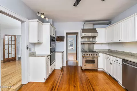 Kitchen - 815 Wright Ave, Schenectady, NY 12309 photo 1 of 3