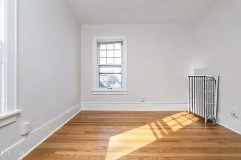 Bedroom - 815 Wright Ave, Schenectady, NY 12309 photo 1 of 5