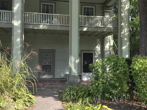 125 Union Ave #C102, Saratoga Springs, NY 12866
