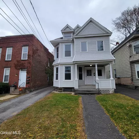 938 Park Ave, Schenectady, NY 12308