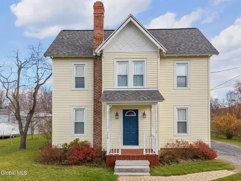 113 East St, Cobleskill, NY 12043