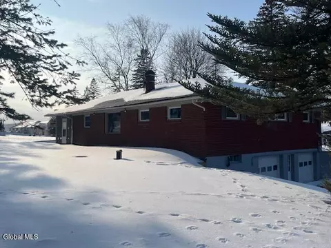 Exterior - 206 Barnerville Rd, Cobleskill, NY 12043 photo 3 of 4