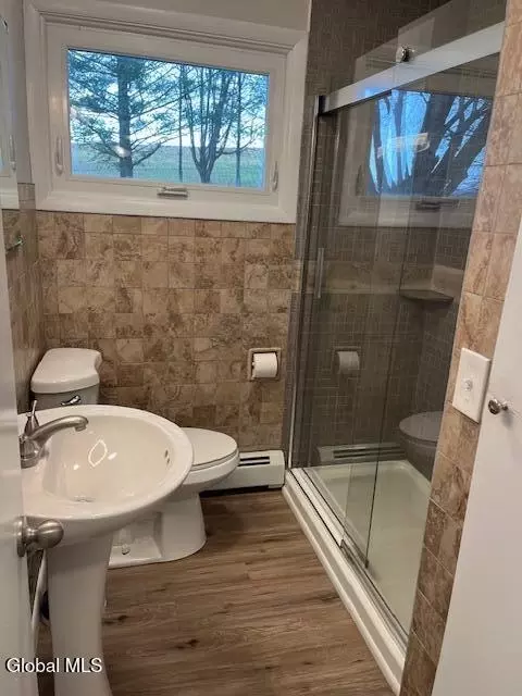 Bath - 206 Barnerville Rd, Cobleskill, NY 12043 photo 1 of 2