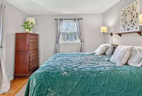 Bedroom - 63 Greenock Rd, Delmar, NY 12054 photo 5 of 11