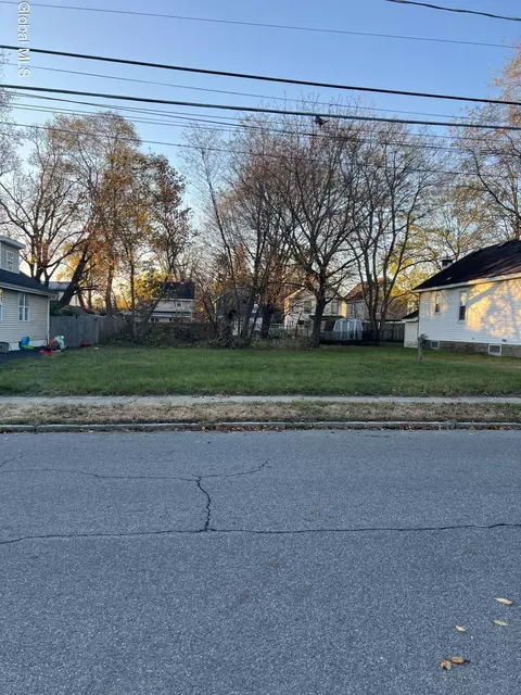 2022 Williams St, Schenectady, NY 12306