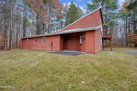 175 Wilton Rd, Greenfield Center, NY 12833