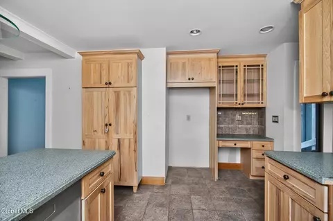 Kitchen - 148 Appleton Rd, Rexford, NY 12148 photo 3 of 5
