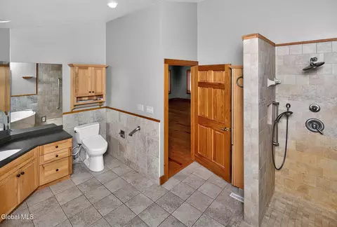 Bath - 148 Appleton Rd, Rexford, NY 12148 photo 5 of 12