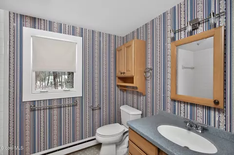 Bath - 148 Appleton Rd, Rexford, NY 12148 photo 7 of 12