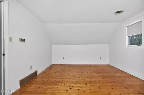 Bedroom - 148 Appleton Rd, Rexford, NY 12148 photo 4 of 5