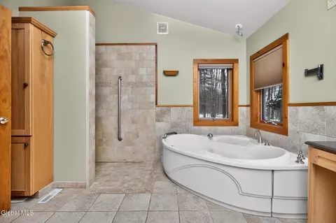 Bath - 148 Appleton Rd, Rexford, NY 12148 photo 1 of 12