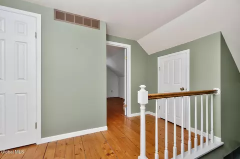 Entry Way - 148 Appleton Rd, Rexford, NY 12148 photo 5 of 7