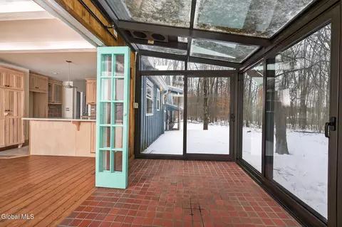 Exterior - 148 Appleton Rd, Rexford, NY 12148 photo 4 of 13