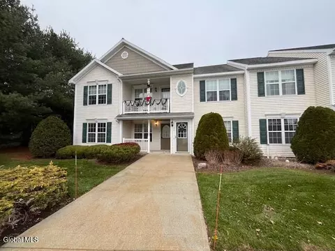 33 Morning Glory Way, Schenectady, NY 12303