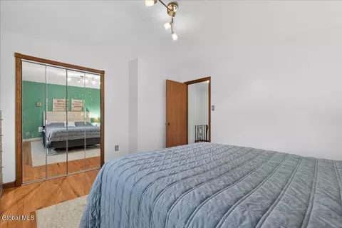 Bedroom - 39 University St, Selkirk, NY 12158 photo 3 of 4