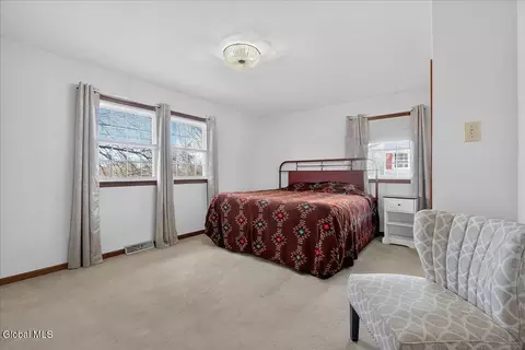 Bedroom - 39 University St, Selkirk, NY 12158 photo 1 of 4