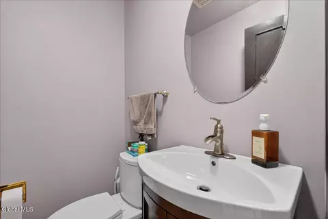 Bath - 39 University St, Selkirk, NY 12158 photo 1 of 3