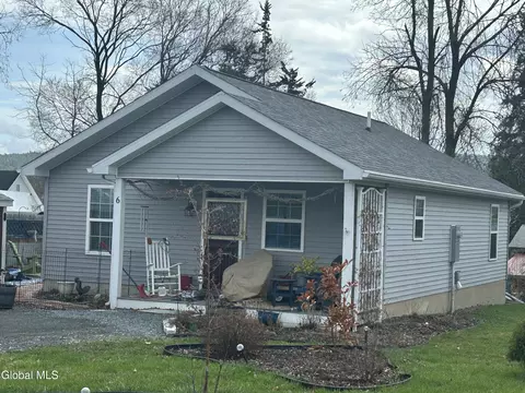 6 Saint Claire St, Ticonderoga, NY 12883