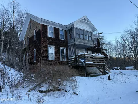 3 Jalet St # -5, Whitehall, NY 12887