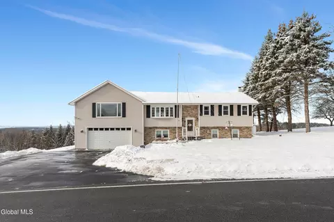 23 Geiser Rd, Wynantskill, NY 12198