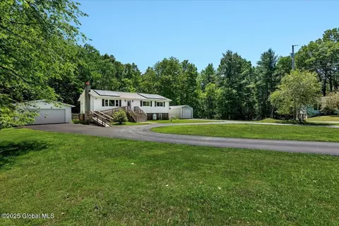35 Banta Ln, Cairo, NY 12413 photo 3