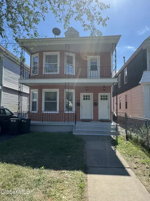 2406 Campbell Ave, Schenectady, NY 12306