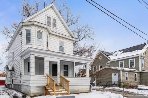 3 Mapleridge Ave, Albany, NY 12209