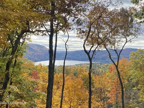2 Travis Trail, Lake George, NY 12845