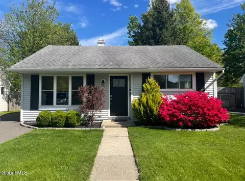 64 Keeler Dr, Albany, NY 12208