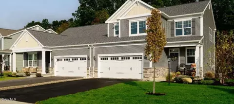 69 Daintree Dr, Saratoga Springs, NY 12866
